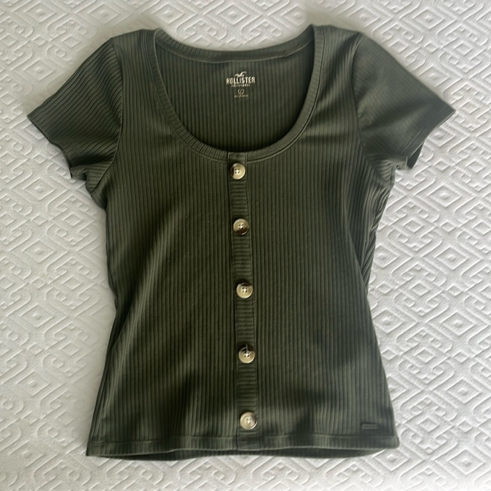 Women’s shirt